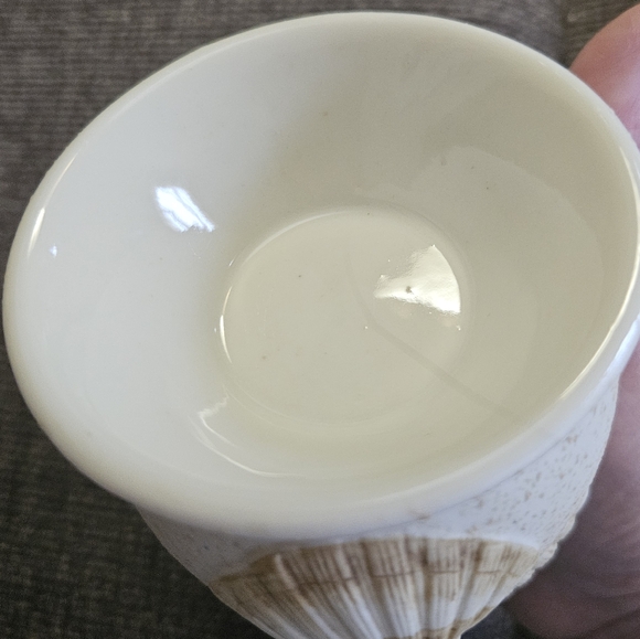 Scentsy Sand Beach Seashell Plug In & Mochadoodle & Caramel Sugar Cone Melts - Picture 3 of 9